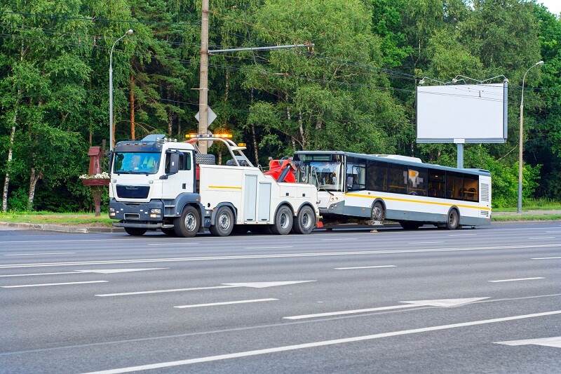 autobus po wypadku